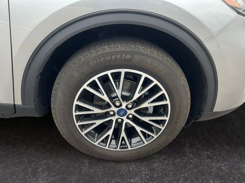 Used 2022 Ford Escape SE w/ Convenience Package image 30