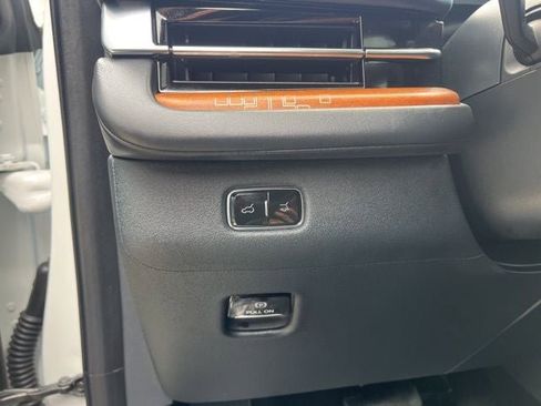 Used 2025 Lincoln Navigator L Black Label image 50