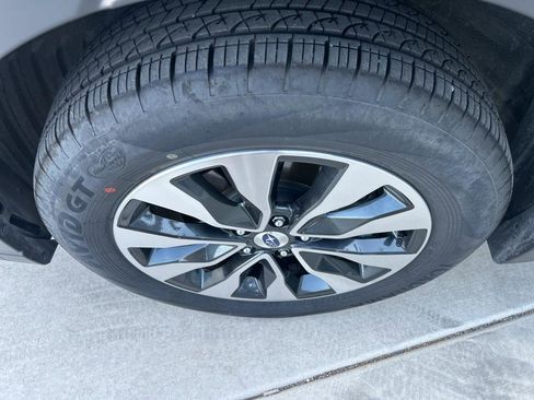 Used 2024 Subaru Outback Limited image 5