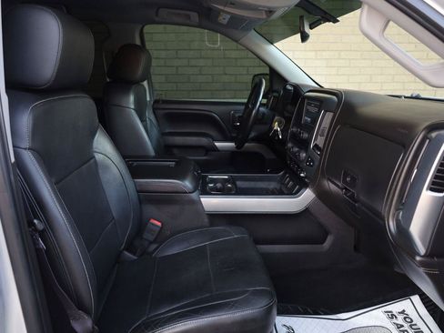 Used 2017 Chevrolet Silverado 1500 LTZ Z71 AWD/4WD image 23