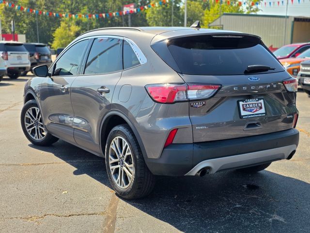 Used 2022 Ford Escape SEL AWD/4WD image 3