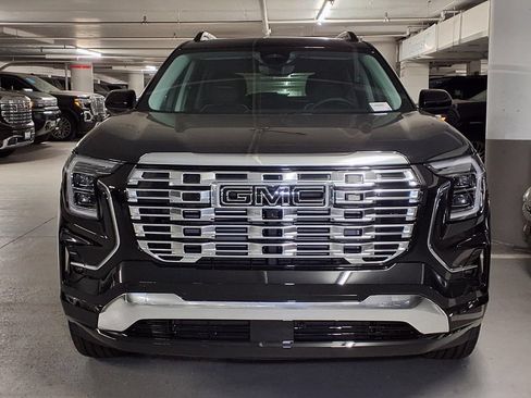 New 2026 GMC Terrain Denali w/ LPO, Black Badging Package AWD/4WD image 2