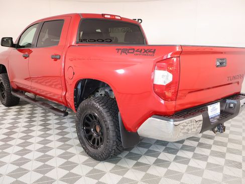 Used 2017 Toyota Tundra SR5 w/ SR5 Upgrade Package AWD/4WD image 23