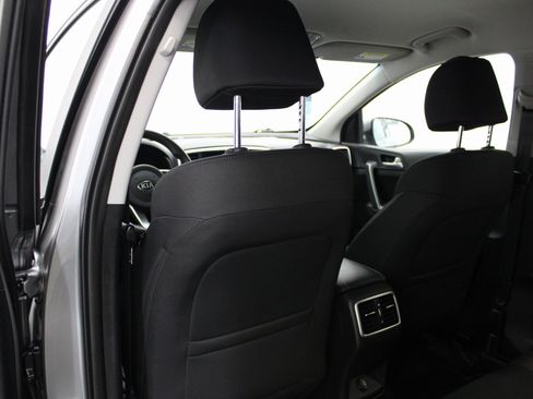 Used 2022 Kia Sportage LX image 18