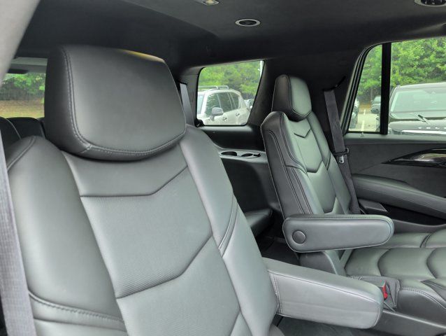 Used 2018 Cadillac Escalade Platinum AWD/4WD image 21