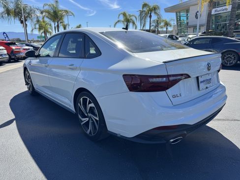 Certified 2023 Volkswagen Jetta GLI Autobahn image 8