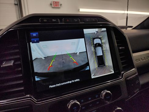 Used 2022 Ford F250 Lariat w/ Lariat Value Package image 16