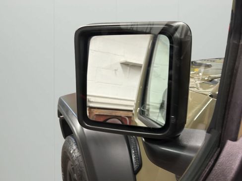 Used 2025 Jeep Wrangler Unlimited Sport AWD/4WD image 34