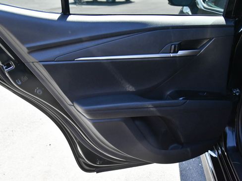 Used 2026 Toyota Camry SE FWD image 37