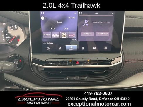 Used 2025 Jeep Compass Trailhawk AWD/4WD image 41