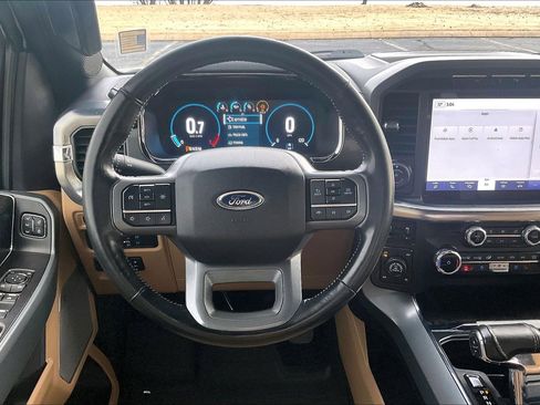 Used 2022 Ford F150 Lariat w/ Max Trailer Tow Package image 5