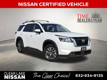 Certified 2025 Nissan Pathfinder SV