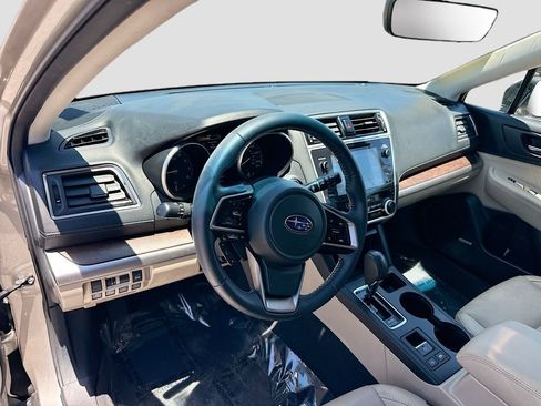 Used 2018 Subaru Outback 2.5i Limited AWD/4WD image 9