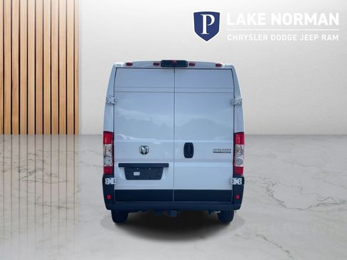 New 2025 RAM ProMaster 2500 w/ Convenience Group image 8