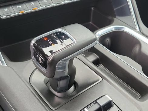 Used 2024 GMC Sierra 1500 Denali w/ Technology Package AWD/4WD image 21