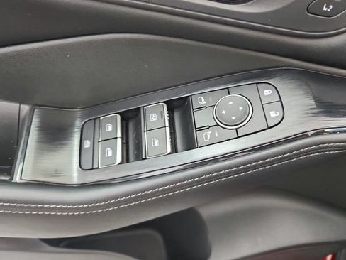 Used 2024 Nissan Rogue SL w/ SL Premium Package FWD image 33