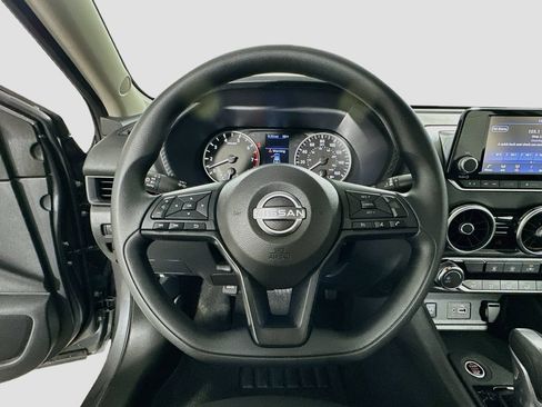 Used 2025 Nissan Sentra S FWD image 13