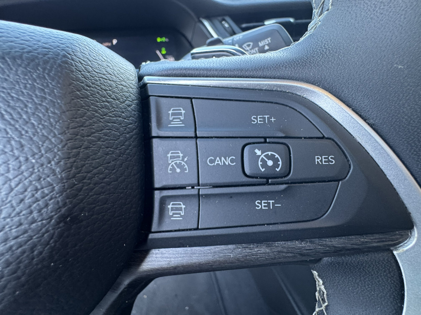 Used 2024 Jeep Grand Cherokee Limited 4xe AWD/4WD image 35