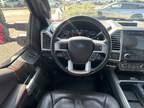 Used 2017 Ford F350 Platinum w/ Platinum Ultimate Package image 11