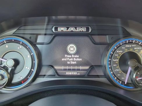 Used 2021 RAM 1500 Limited AWD/4WD image 15