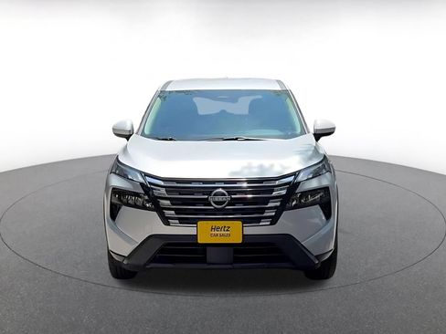 Used 2025 Nissan Rogue SV AWD/4WD image 4