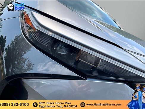 Used 2025 Toyota bZ4X AWD w/ Weather Package image 27