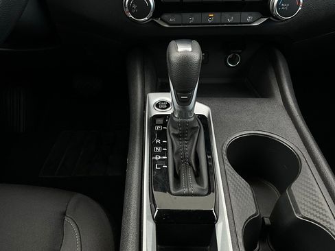 Used 2025 Nissan Altima 2.5 SV image 23