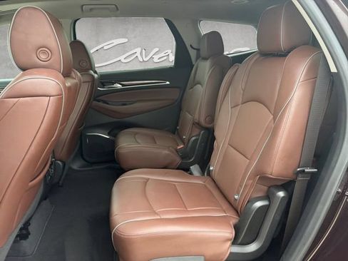 Used 2021 Buick Enclave Avenir w/ Avenir Technology Package FWD image 22