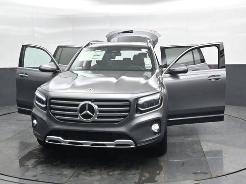 New 2026 Mercedes-Benz GLB 250 4MATIC image 41