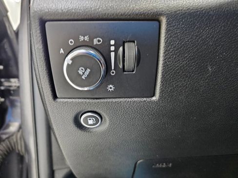 Used 2015 Jeep Grand Cherokee Limited AWD/4WD image 25