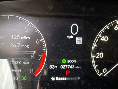 Used 2024 Honda HR-V LX image 17