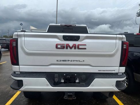 Used 2024 GMC Sierra 3500 Denali w/ Denali Reserve Package AWD/4WD image 4