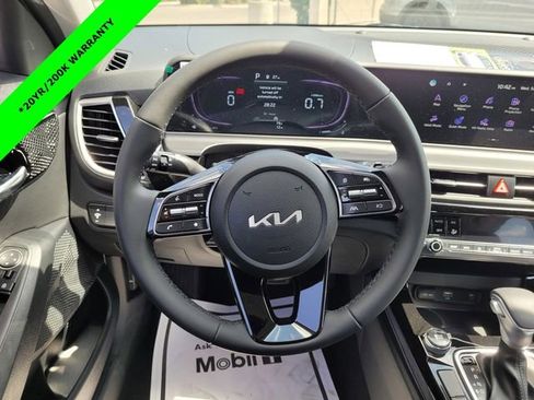 New 2026 Kia Seltos S image 12