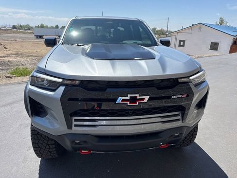 New 2026 Chevrolet Colorado ZR2 w/ Technology Package AWD/4WD image 3