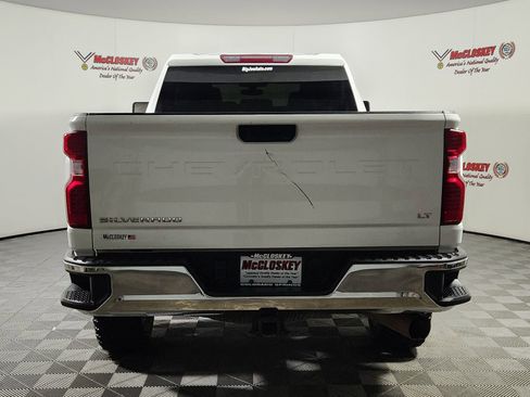 Used 2023 Chevrolet Silverado 2500 LT w/ Convenience Package image 5