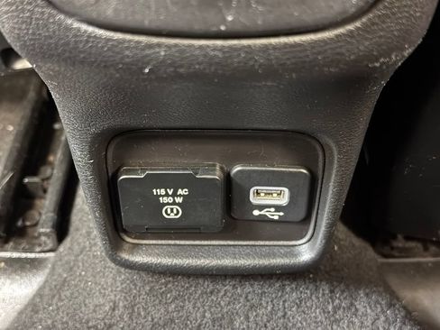 Used 2018 Jeep Compass Trailhawk w/ Cold Weather Group AWD/4WD image 22