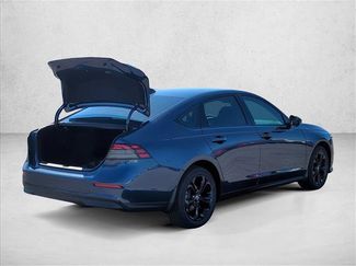 Certified 2025 Honda Accord SE video 2