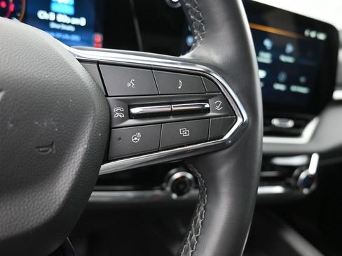 Used 2025 Chevrolet Equinox LT image 28