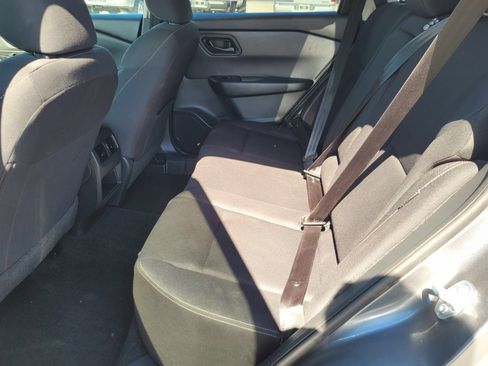 Used 2024 Nissan Rogue S AWD/4WD image 12