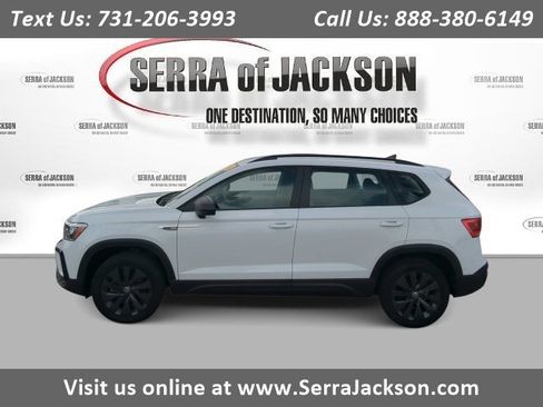 Used 2024 Volkswagen Taos S FWD image 1