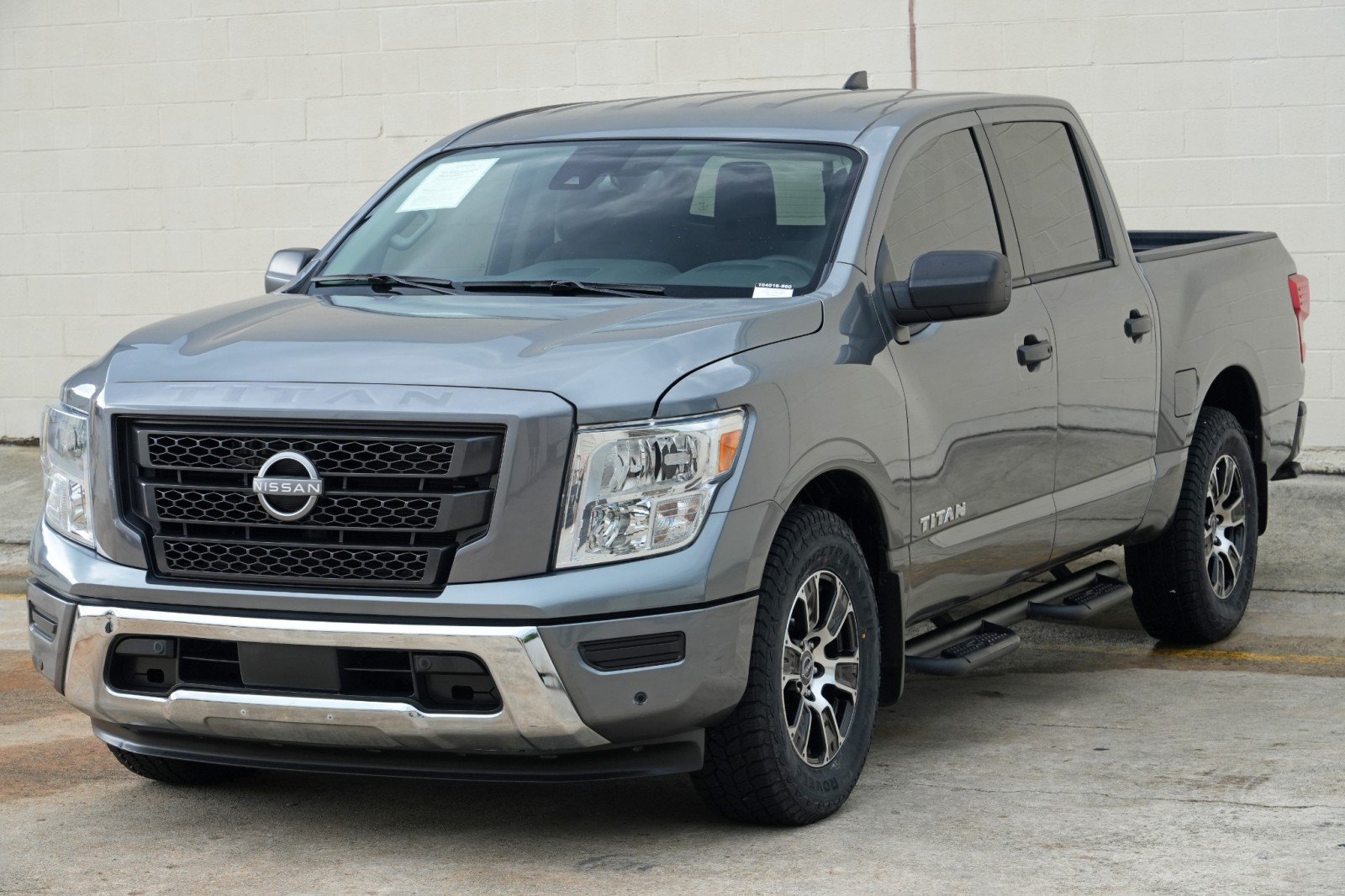 Used 2023 Nissan Titan SV w/ SV Convenience Package RWD image 41