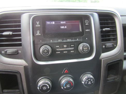 Used 2014 RAM 1500 Tradesman w/ Power & Remote Entry Group RWD image 20