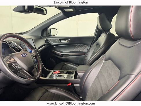 Used 2022 Ford Edge ST-Line w/ Class II Trailer Tow Package AWD/4WD image 32
