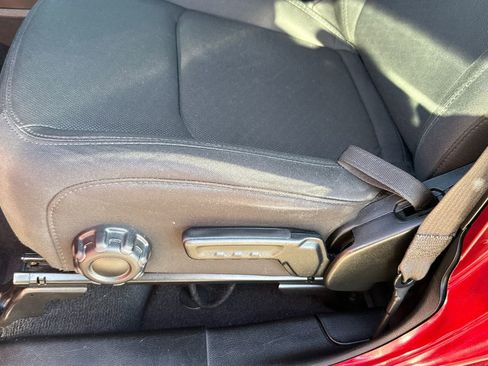 Certified 2022 Jeep Wrangler Unlimited Sport image 25