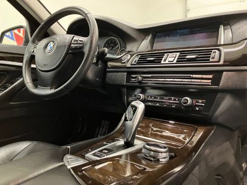 Used 2014 BMW 528i Sedan image 9