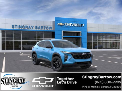 New 2026 Chevrolet Trax LT w/ Driver Confidence Package FWD image 1