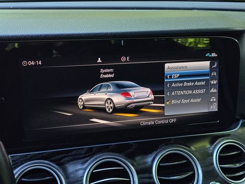 Used 2019 Mercedes-Benz E 450 4MATIC Sedan image 39