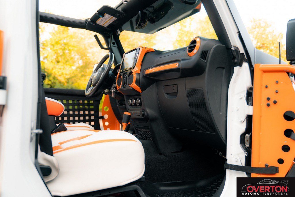 Used 2018 Jeep Wrangler Unlimited Sport S AWD/4WD image 23