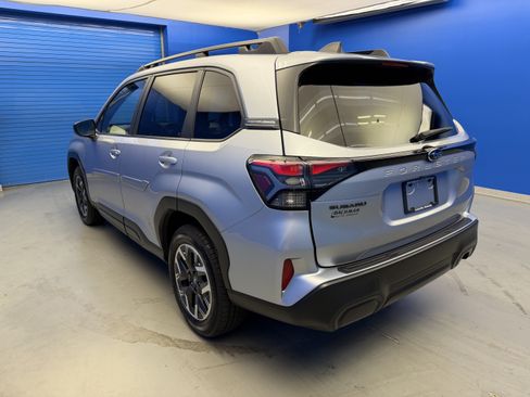 Certified 2026 Subaru Forester Premium AWD/4WD image 5
