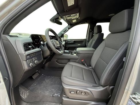 New 2026 Chevrolet Tahoe LS w/ LPO, Dark Essentials Package AWD/4WD image 9